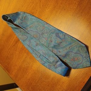 Yves Saint Laurent (YSL) tie